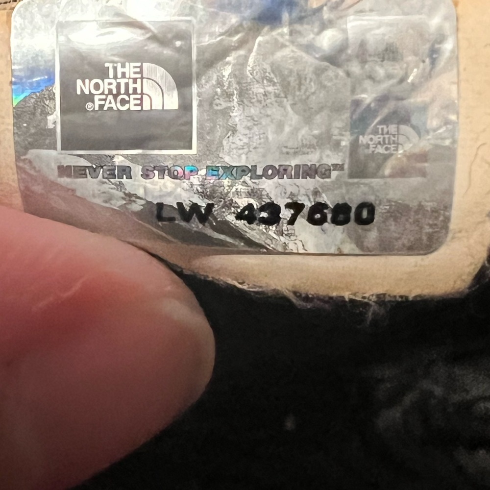 The North Face Women's Black Teddy Jacket - Picture 7 of 8